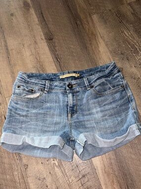 Boom Boom Jeans Light Blue Rolled-Hem Women's Denim Shorts